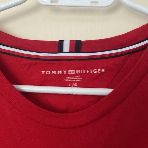TOMMY HILFIGER Logo Long-Sleeve Cotton T-Shirt - Picture 3 of 3